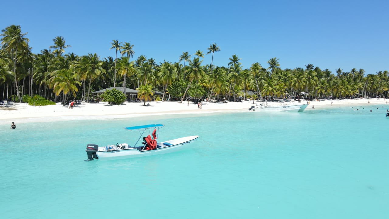Brasileiros curtindo o passeio Ilha Saona em Punta Cana